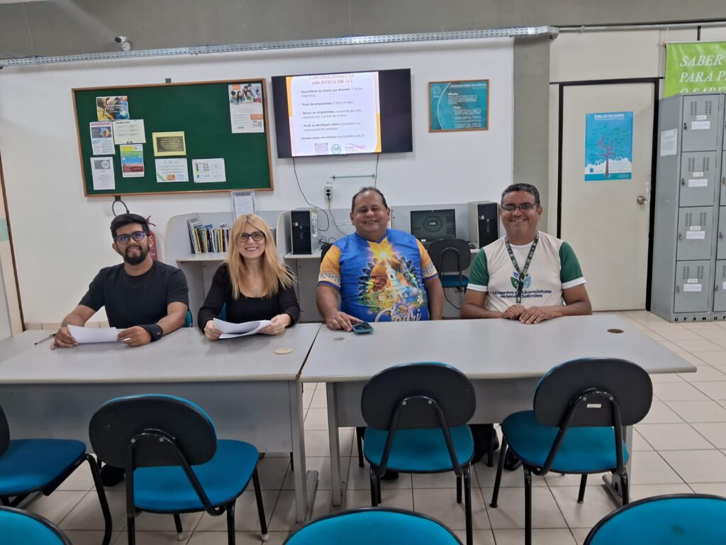 Primeira reunião para organização do projeto.